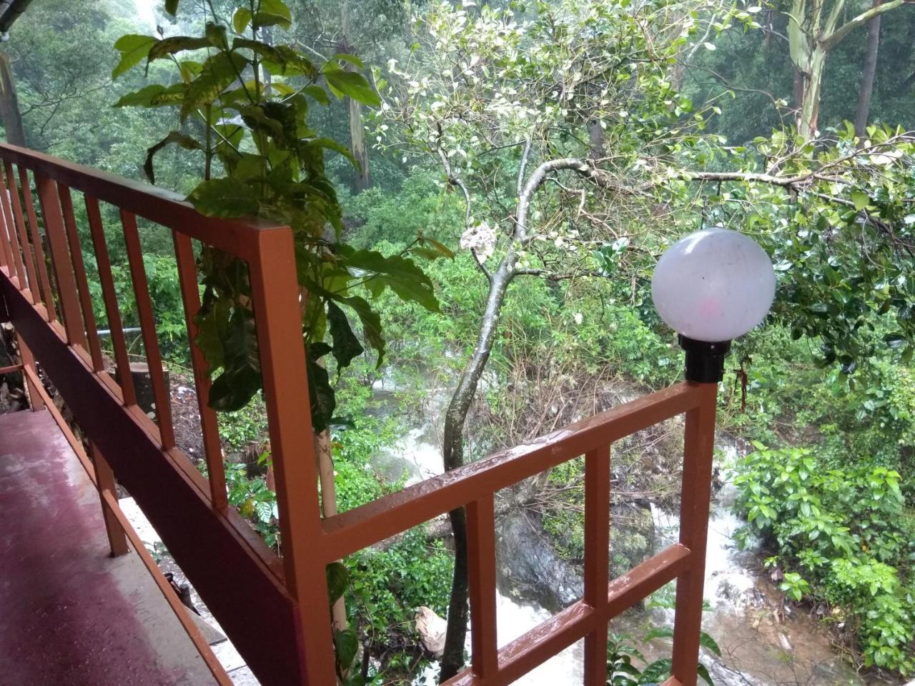 Pavithra Riverview Homestay Munnar